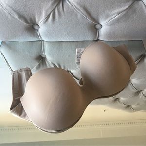 Nude Strapless Bra